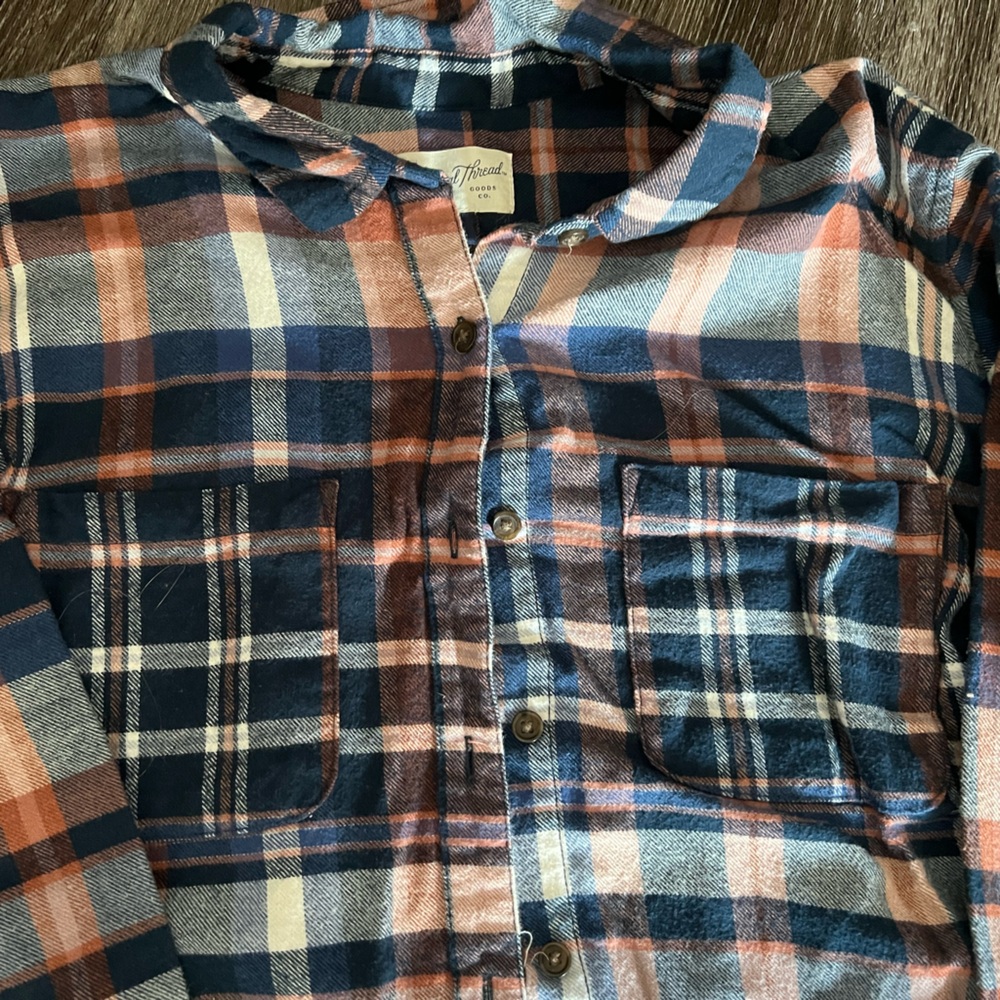 Plaid Button-Up Shirt - Universal Thread 🍂🍁❄️ - Picture 2 of 5